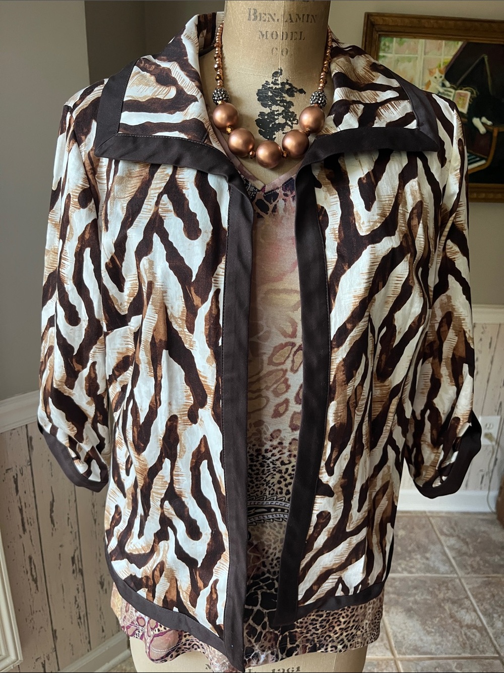 2 Piece Chico’s Brown & Cream Animal-Print Women's Jacket + knit leopard print t
